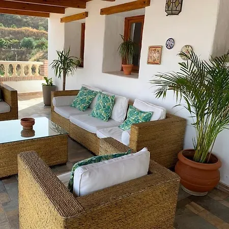 Calabasas Villa *