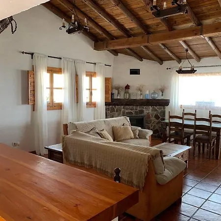 Villa Calabasas *