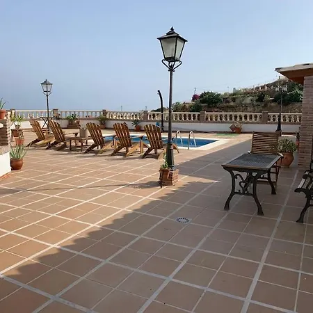 Villa Calabasas *